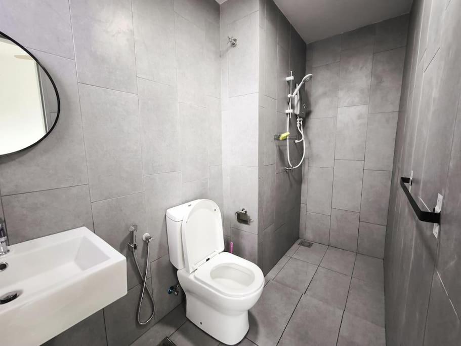M Vertica Residences In Skyline View Luxury