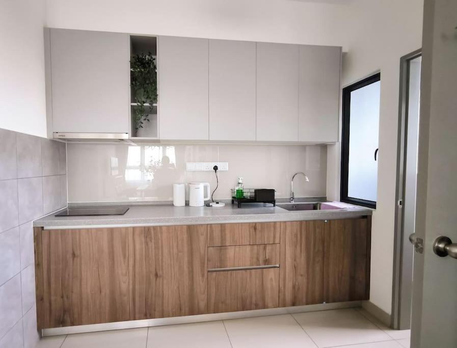 Pangsapuri M Vertica Residences In Skyline View Luxury *