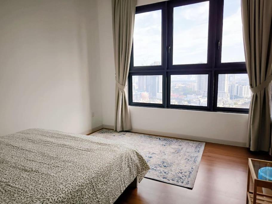 Pangsapuri M Vertica Residences In Skyline View Luxury