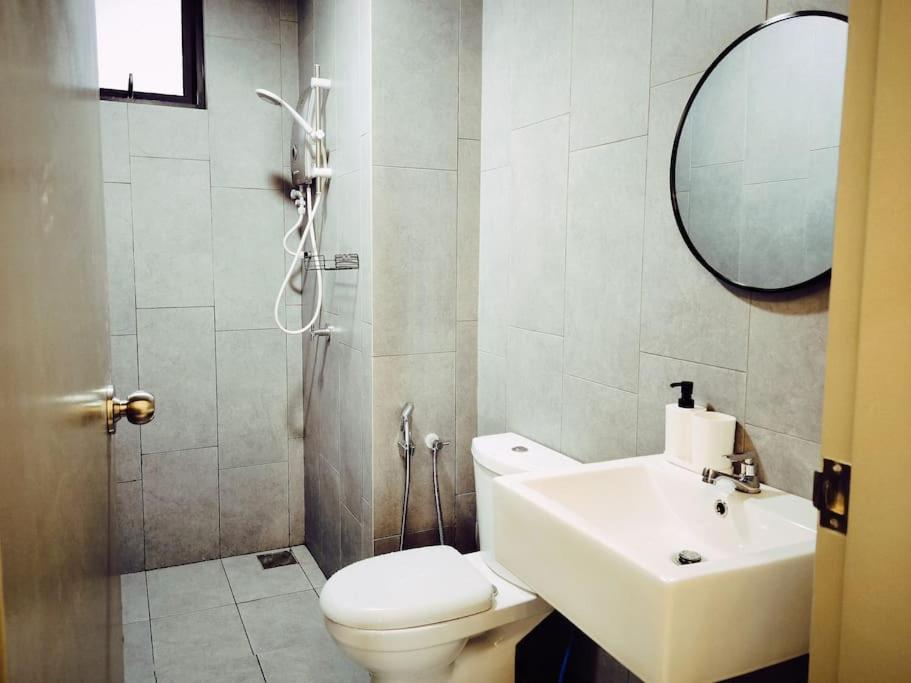 Pangsapuri M Vertica Residences In Skyline View Luxury